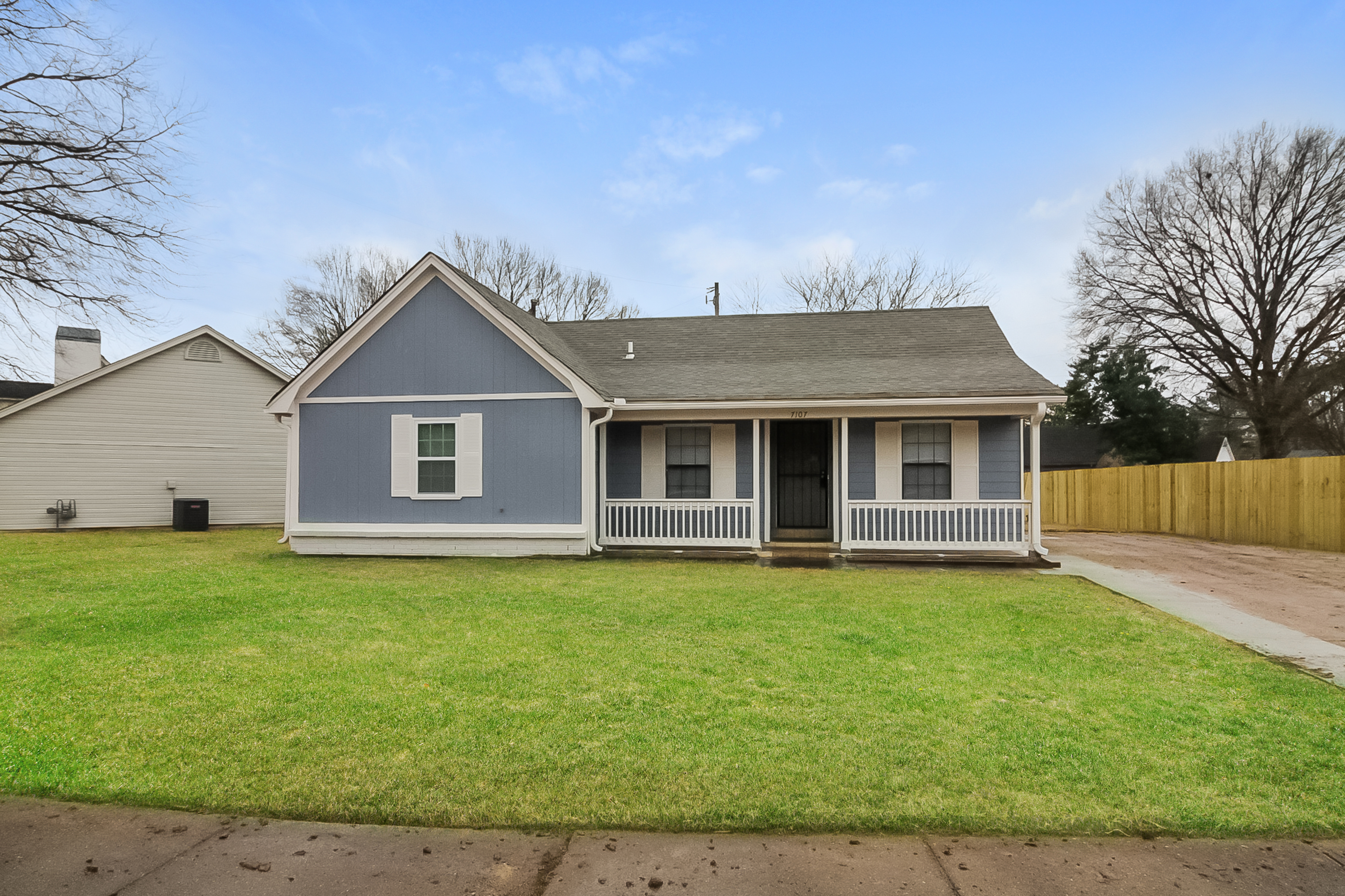 7107 BUTTERFLY DR Memphis, TN 38133